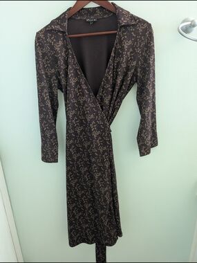 Brown Floral 3/4 Sleeve Wrap Dress